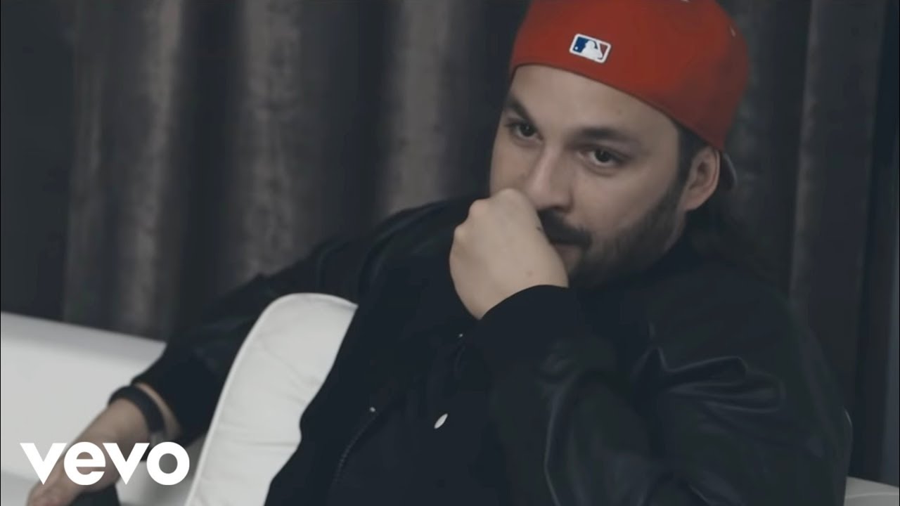Don't You Worry Child (Official Video)