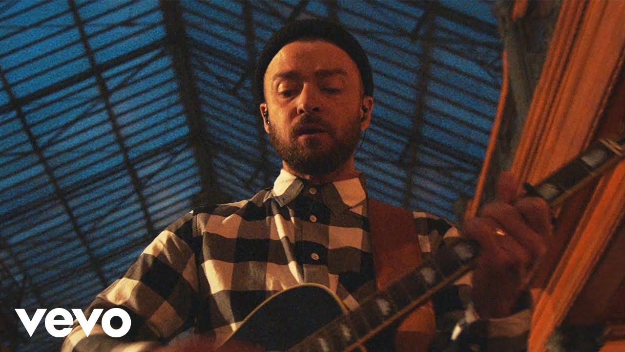 Say Something (feat. Chris Stapleton)
