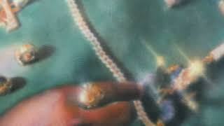 CROWN (feat. Westside Gunn)