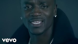 Smack That (Official Music Video) ft. Eminem