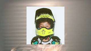 Lippy (feat. Skiifall)