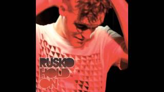 Hold On (Sub Focus Remix) (Bish & Kelvin 373 Bootleg) (feat. Amber Coffman)